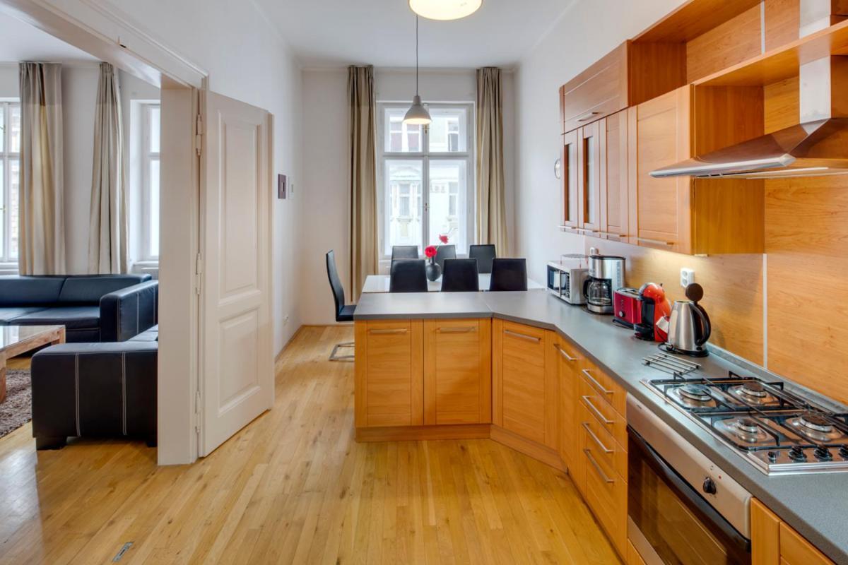 Kaprova - Old Town Apartments Prague Extérieur photo