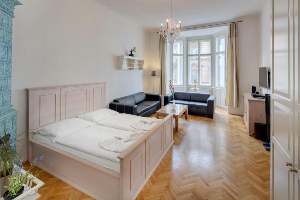 Kaprova - Old Town Apartments Prague Extérieur photo